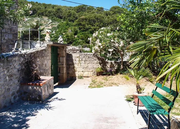 House With Wifi Dol, Brac - 5674 Prázdninový dům Postira