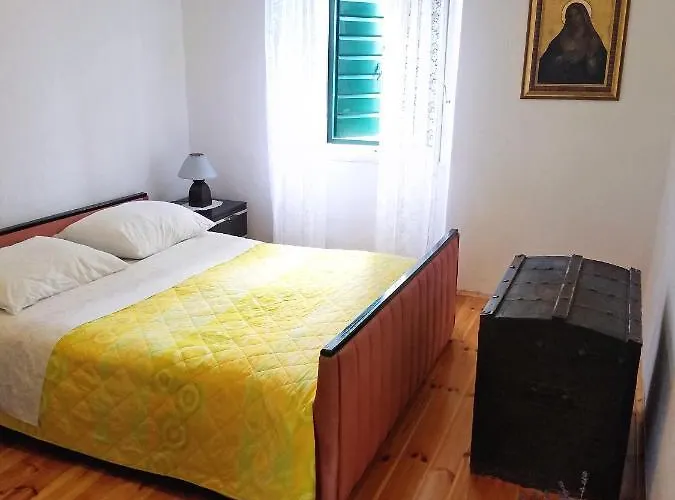 House With Wifi Dol, Brac - 5674 Prázdninový dům *